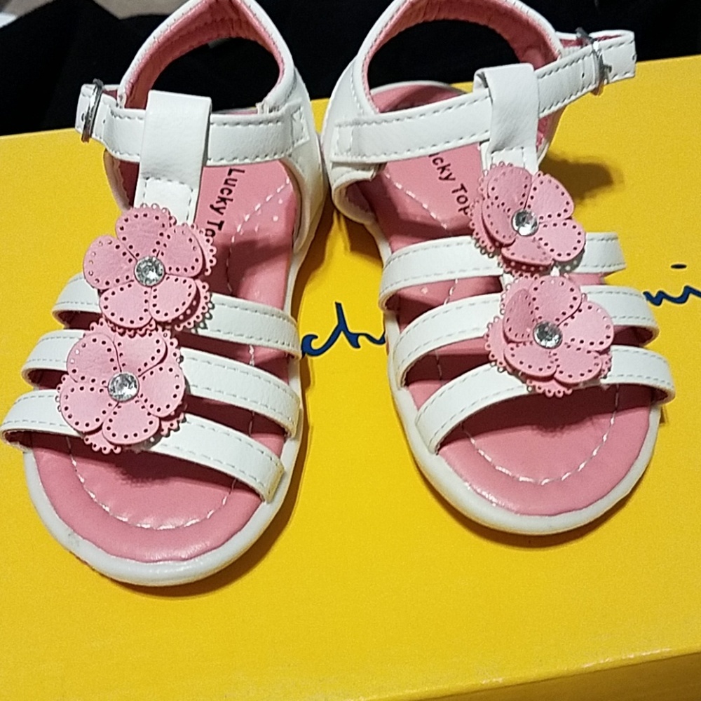 Toddler girl sandals